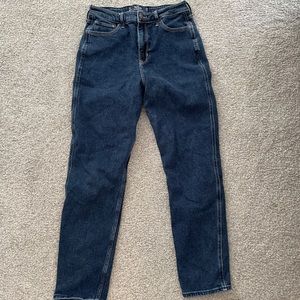 hollister mom jeans
